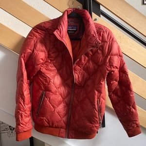 Patagonia Short Red Puffer